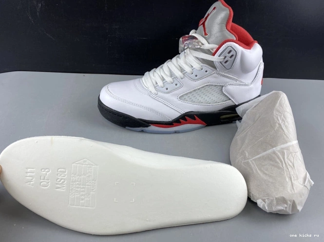 Chep Onekick Jordan DA1911-102 Retro Air Tongue Silver (2020) Red 5 Fire 0815